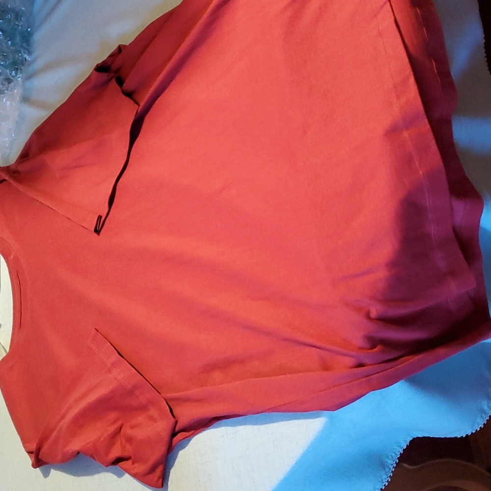 Men's 2 piece shirt set.  Wear both together or alone